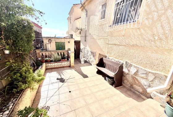 Resale - Detached Villa - La Marina