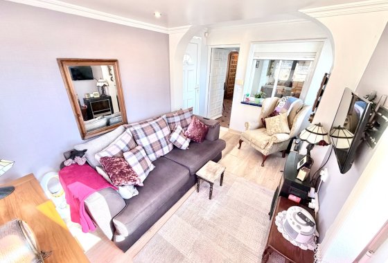 Resale - Detached Villa - La Marina