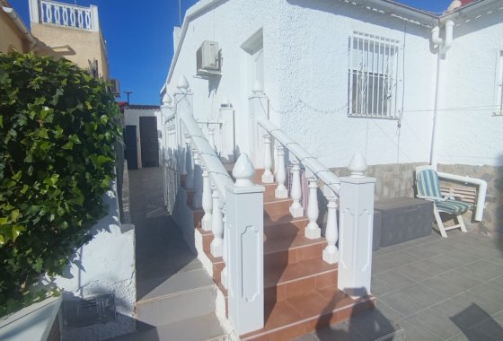 Resale - Detached Villa - La Marina
