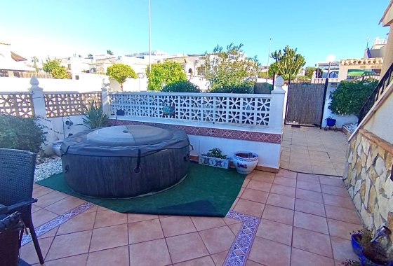 Resale - Detached Villa - La Marina