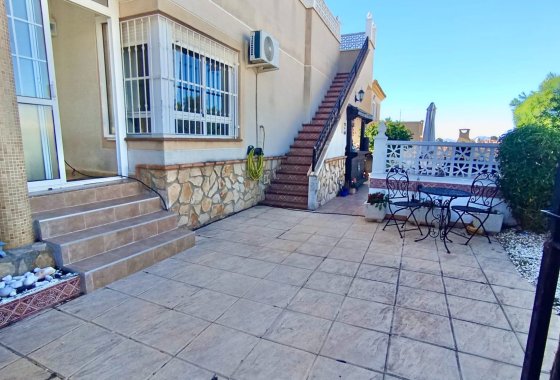 Resale - Detached Villa - La Marina