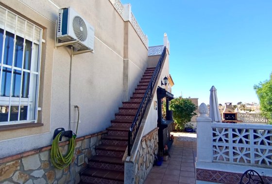 Resale - Detached Villa - La Marina