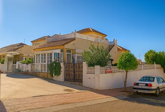 Resale - Detached Villa - La Marina