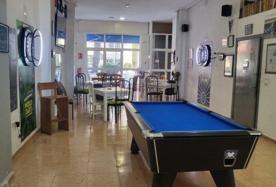 Resale - commercial property - La Marina