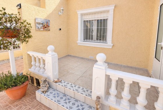 Resale - Detached Villa - La Marina
