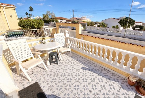 Resale - Detached Villa - La Marina