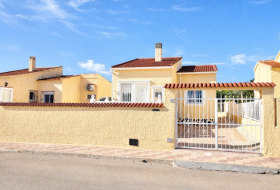 Resale - Detached Villa - La Marina