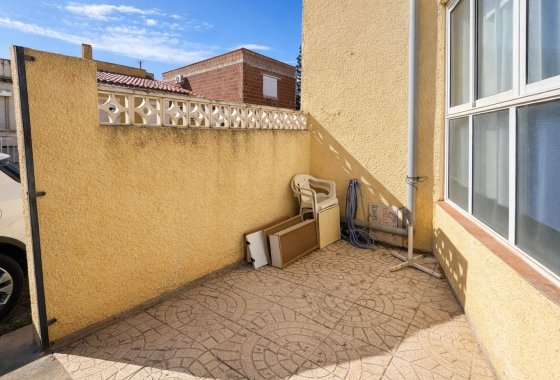 Resale - Terraced house - La Marina