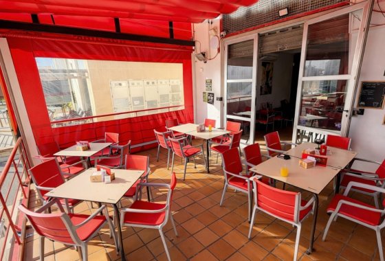 Resale - commercial property - La Marina