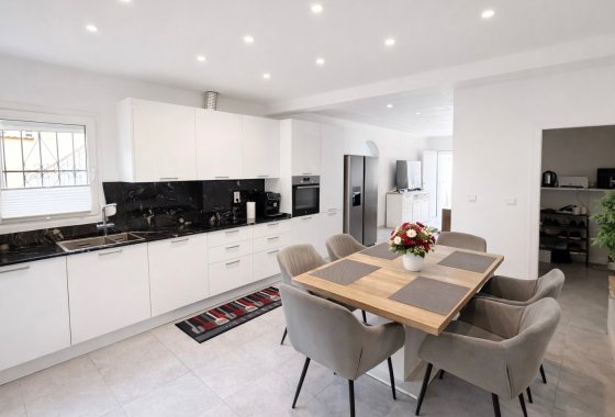 Resale - Detached Villa - Elche - La Marina