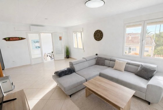 Resale - Detached Villa - Elche - La Marina
