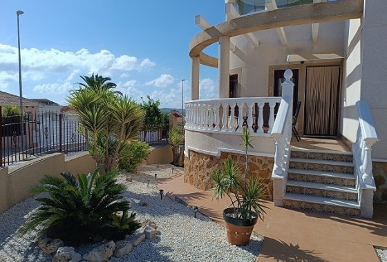 Resale - Detached Villa - La Marina