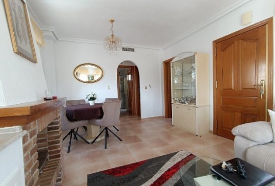 Resale - Detached Villa - La Marina