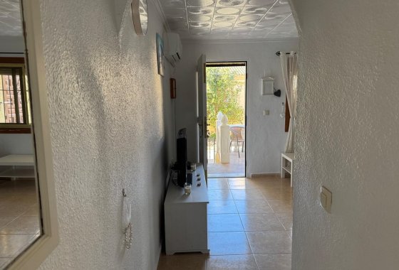 Resale - Terraced house - La Marina