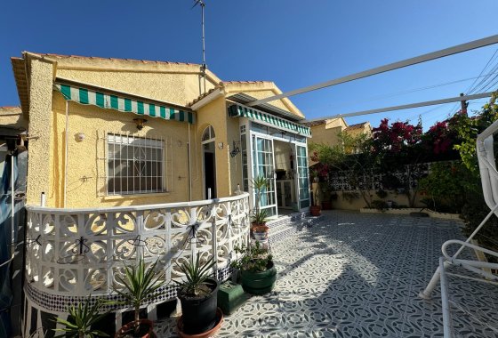 Resale - Detached Villa - La Marina
