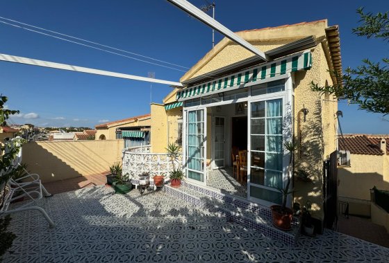Resale - Detached Villa - La Marina