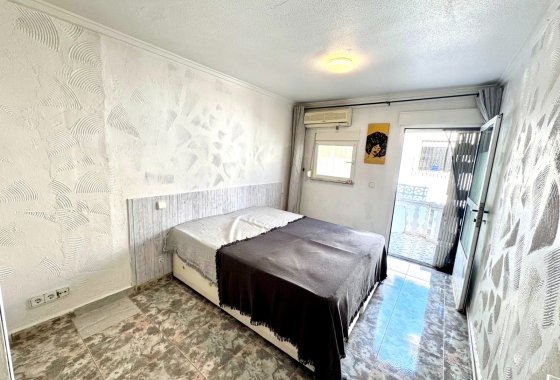 Resale - Terraced house - La Marina