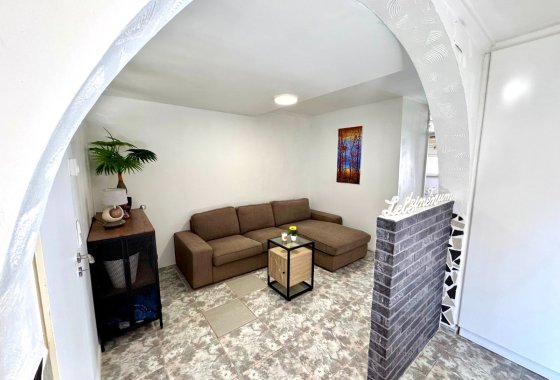 Resale - Terraced house - La Marina