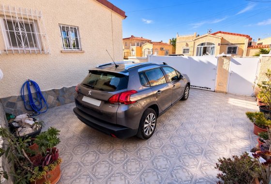 Resale - Detached Villa - La Marina