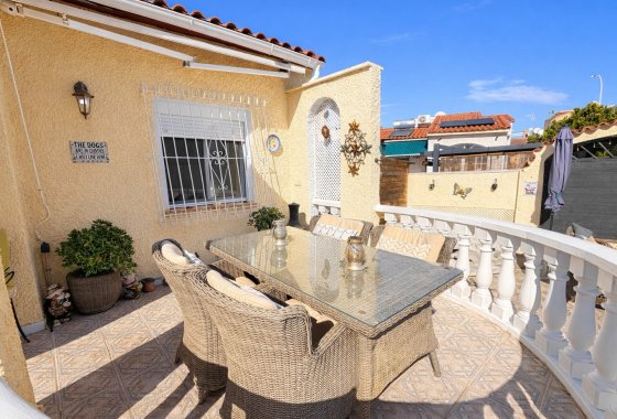 Resale - Detached Villa - La Marina