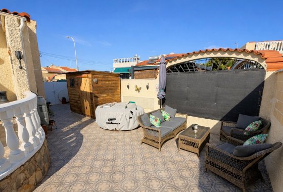 Resale - Detached Villa - La Marina