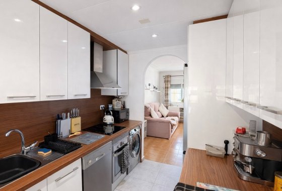 Resale - Detached Villa - La Marina