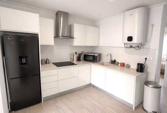 Resale - Terraced house - La Marina