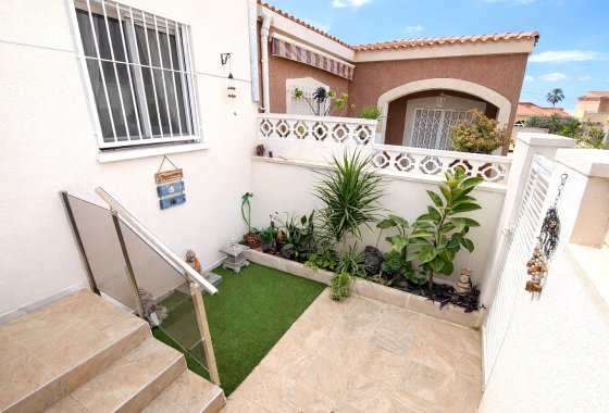 Resale - Terraced house - La Marina