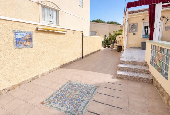 Resale - Detached Villa - La Marina