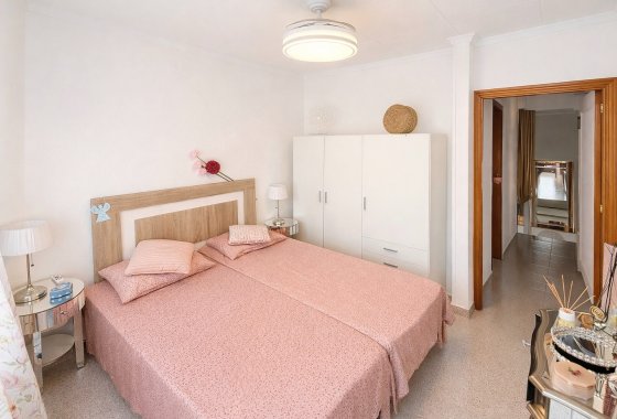 Resale - Terraced house - La Marina