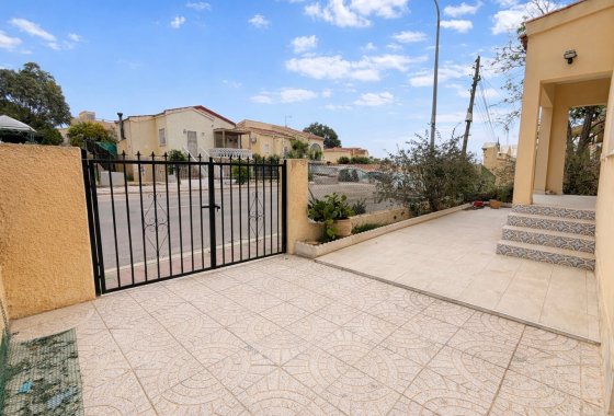 Resale - Detached Villa - La Marina