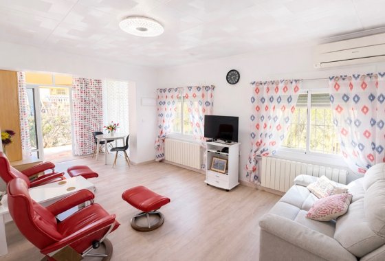 Resale - Detached Villa - La Marina