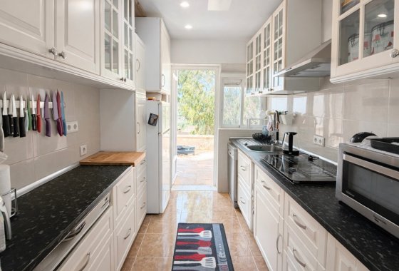 Resale - Detached Villa - La Marina