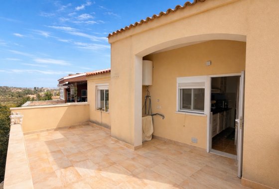 Resale - Detached Villa - La Marina