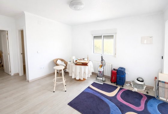 Resale - Detached Villa - La Marina