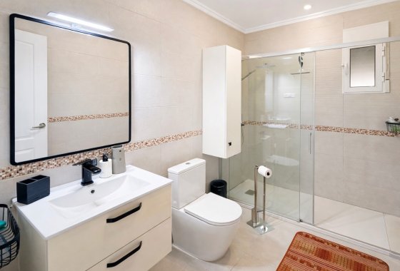 Resale - Detached Villa - La Marina