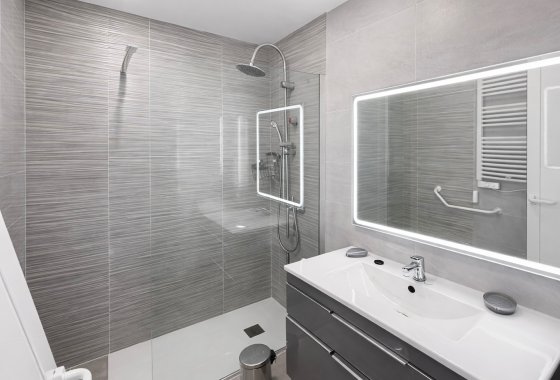 Resale - Terraced house - La Marina