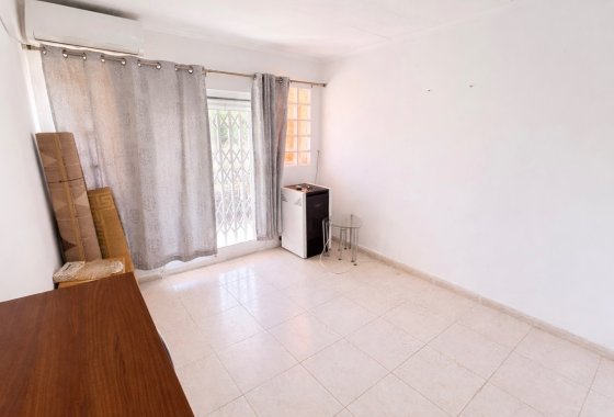 Resale - Terraced house - La Marina