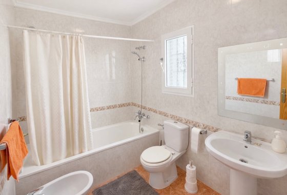 Resale - Quad - La Marina