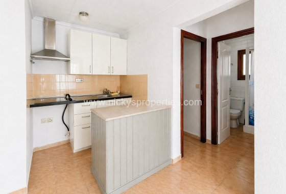 Resale - Terraced house - La Marina