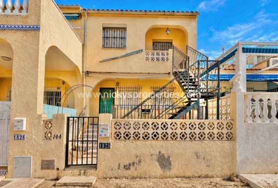 Resale - Terraced house - La Marina