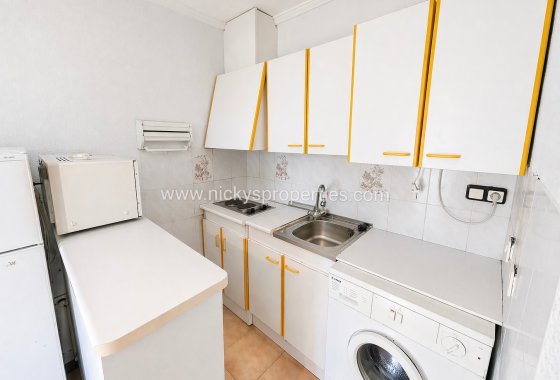 Resale - Terraced house - La Marina