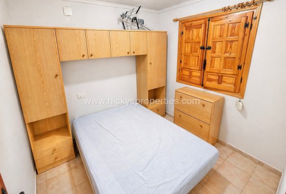 Resale - Terraced house - La Marina