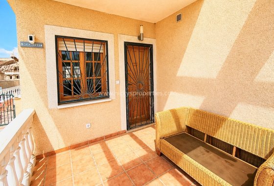 Resale - Detached Villa - La Marina