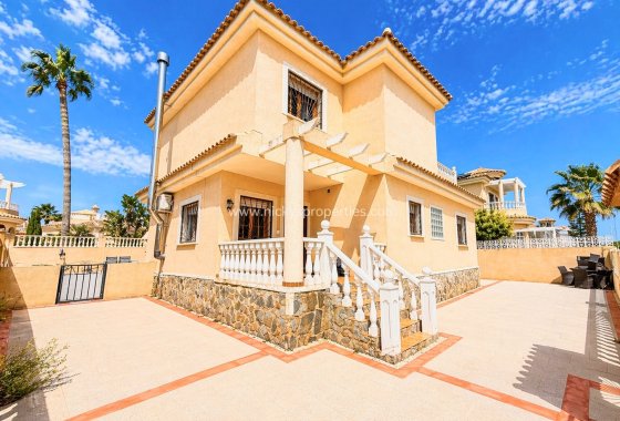 Resale - Detached Villa - La Marina
