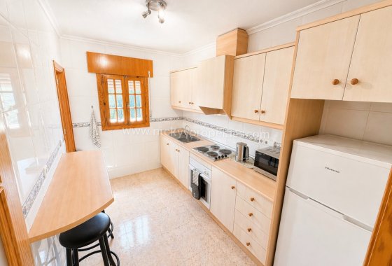 Resale - Detached Villa - La Marina