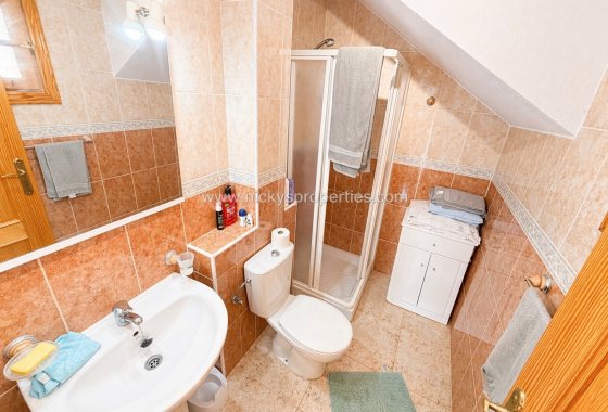 Resale - Detached Villa - La Marina