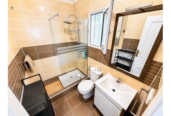 Resale - Quad - La Marina