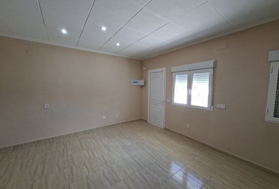 Resale - Terraced house - La Marina