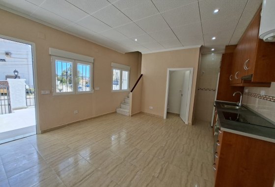 Resale - Terraced house - La Marina